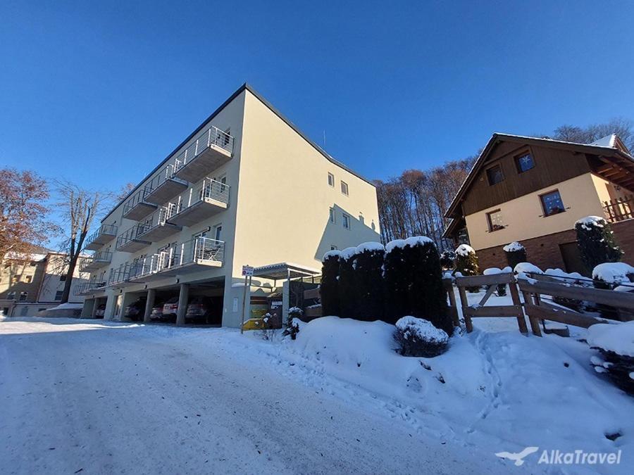 Moderni Apartman Horni Marsov - By Alka Eksteriør bilde